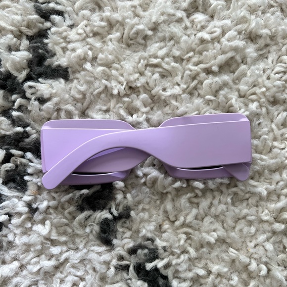 Lilac chunky sunglasses - Picture 6 of 9